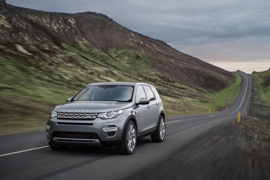  Land Rover Discovery Sport HSE Luxury 2015 года  (фото 5 из 62)